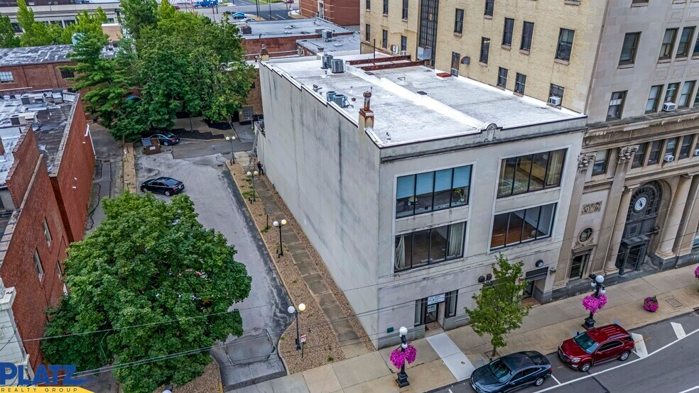 More Photos Of 118 E Market St, Warren Office For Sale