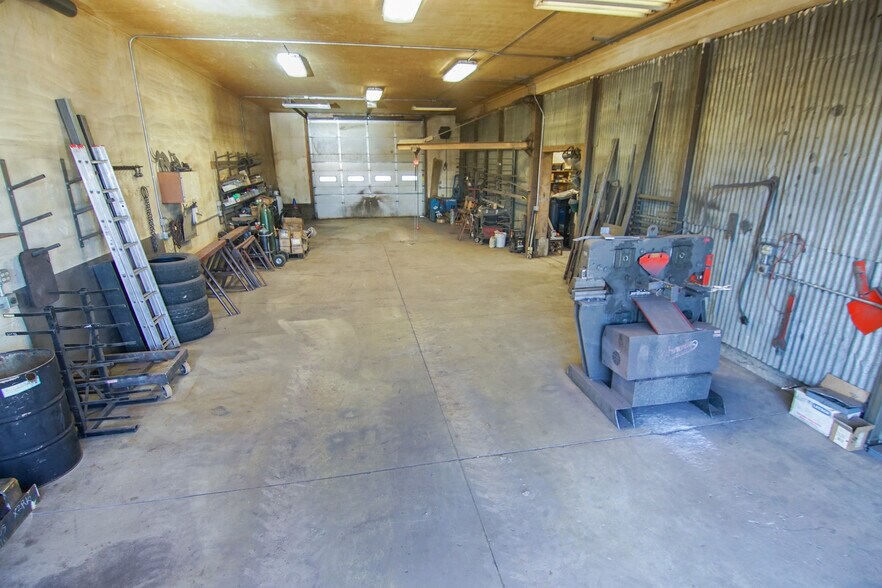 More Photos Of 6101 S 2nd St, Tetonia Service For Sale