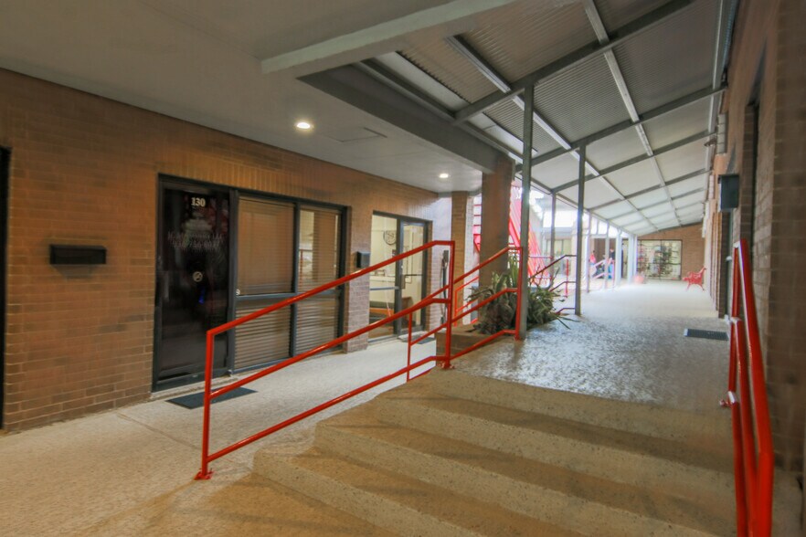 More Photos Of 3421 W Davis St, Conroe Medical For Lease