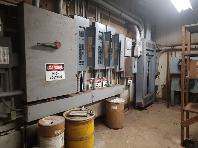 More Photos Of 1000 Lucerne Rd, Homer City Manufacturing For Sale