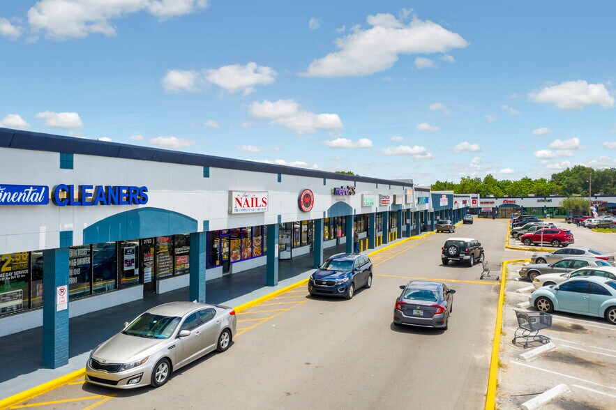 More Photos Of 2625 N Hiawassee Rd, Orlando Storefront For Sale