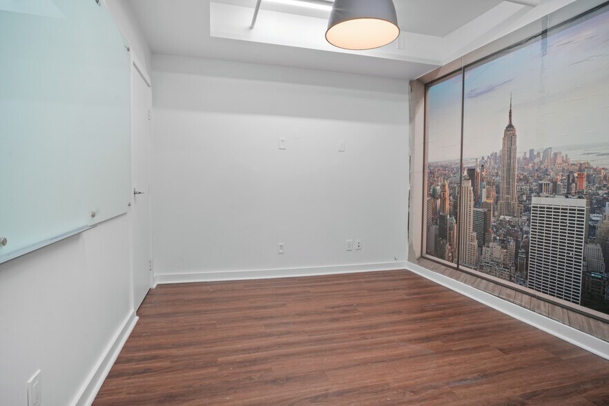 More Photos Of 2535 Kettner Blvd, San Diego Office Residential For Sale