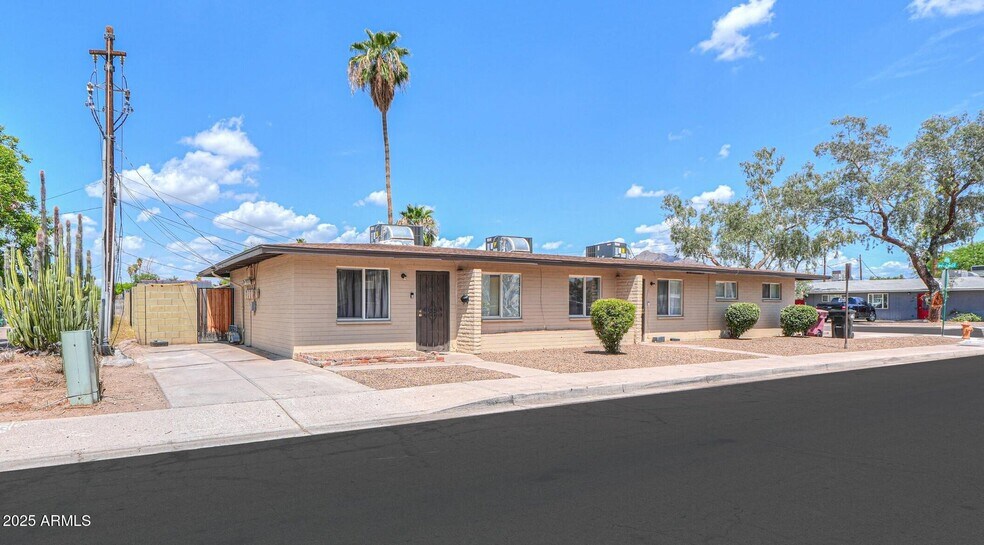 Primary Photo Of 3014 N 70th St, Scottsdale Apartments For Sale