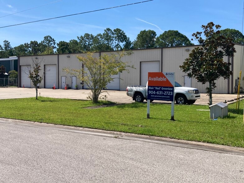 More Photos Of 105 E Davis Industrial Dr, Saint Augustine Warehouse For Lease