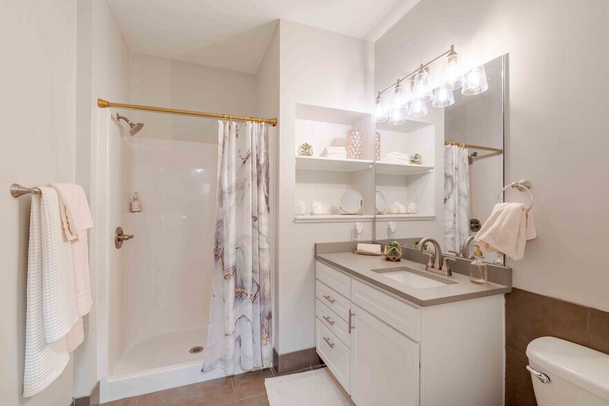 More Photos Of 310-330 15th Ave SE, Minneapolis Apartments For Lease