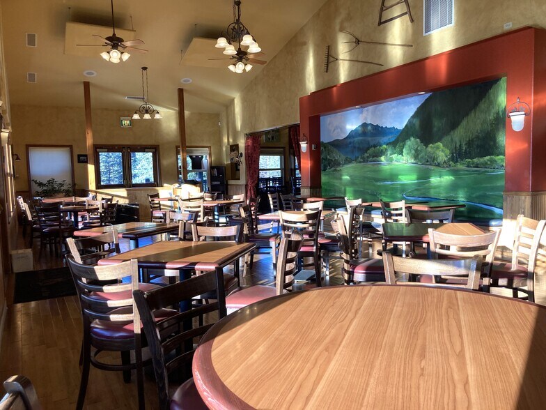More Photos Of 16940 Pine Valley Rd, Pine Restaurant For Sale