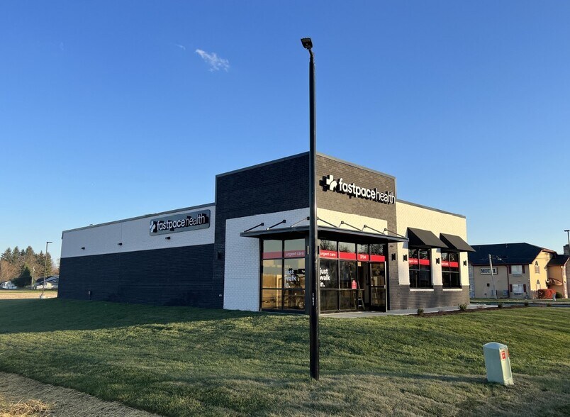 Primary Photo Of 3704 N Opportunity Dr, Connersville Freestanding For Lease