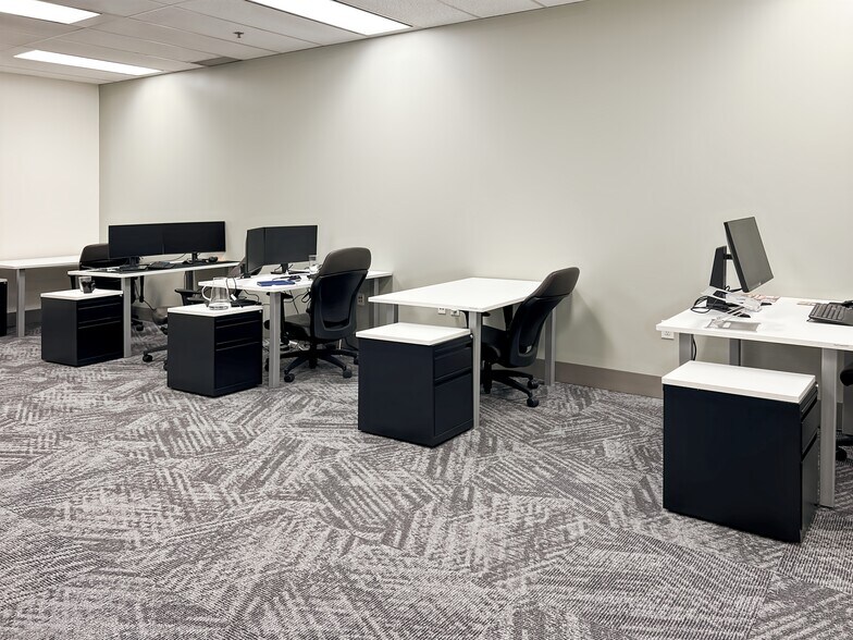 More Photos Of 675 Cochrane Dr, Markham Coworking Space