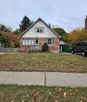 More Photos Of 1154 Queens Blvd, Kitchener Land For Sale