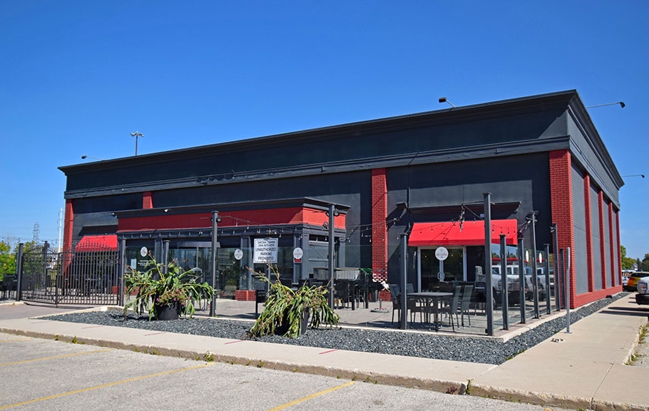 Primary Photo Of 2005 Pembina Hwy, Winnipeg Restaurant For Lease