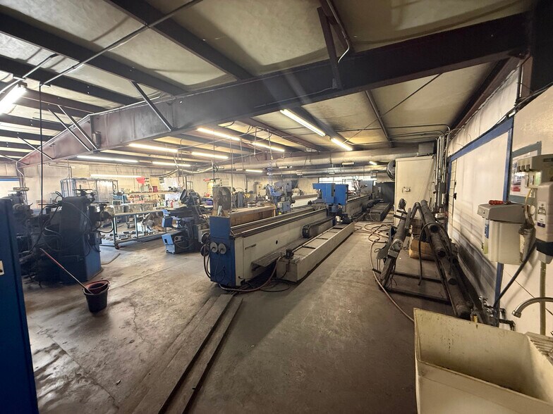 More Photos Of , Shreveport Flex For Sale