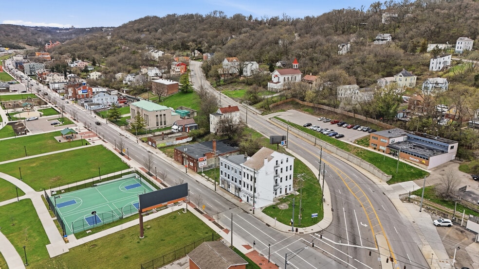 More Photos Of 1610 Queen City Ave, Cincinnati Apartments For Sale