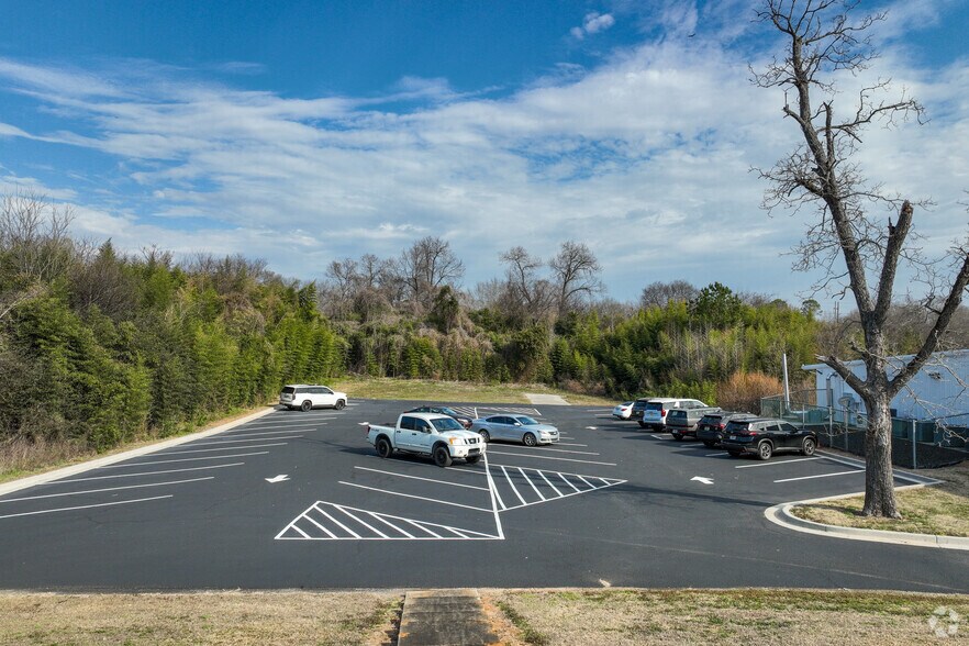 More Photos Of 922 E Jefferson St, Americus Medical For Lease