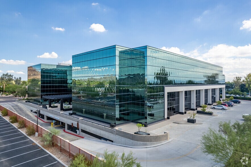 More Photos Of 5090 N 40th St, Phoenix Office For Lease