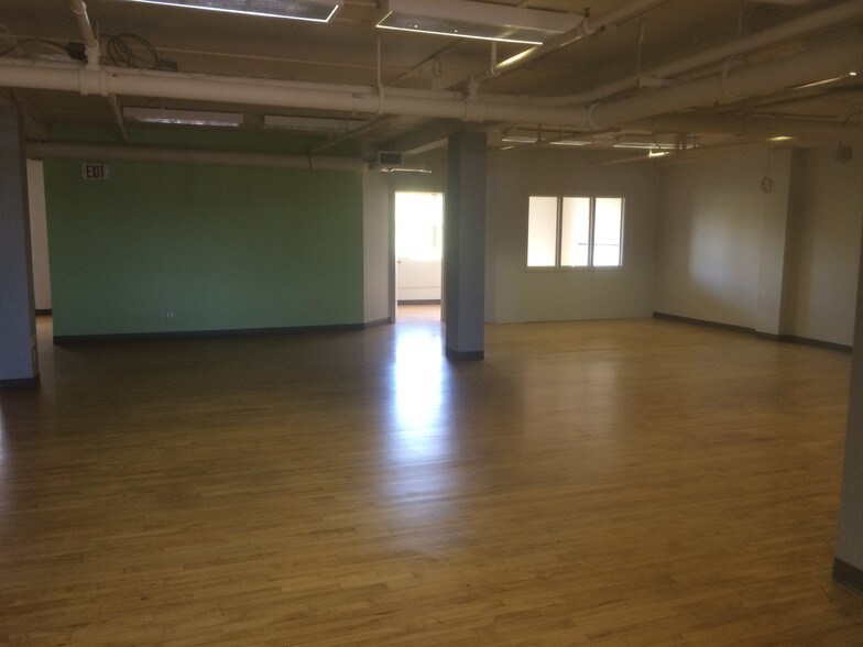 More Photos Of 264 Botsford St, Moncton Office For Lease