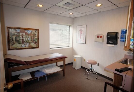 More Photos Of 4700 Union Deposit Rd, Harrisburg Medical For Sale