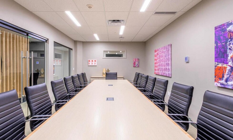 More Photos Of 707 W Main Ave, Spokane Office For Lease