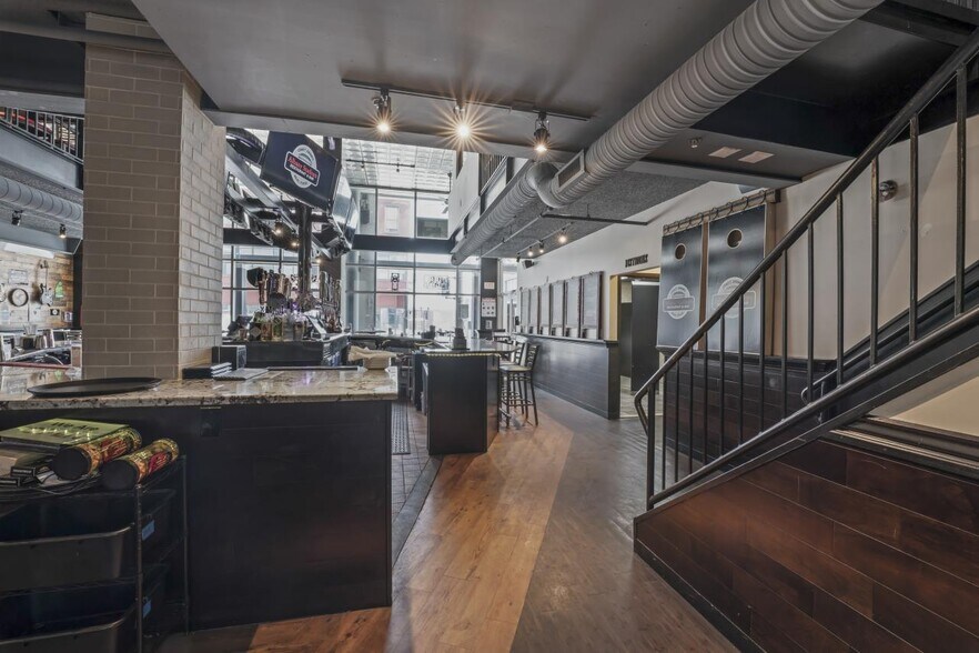 More Photos Of 51 S Pearl St, Albany Sports And Entertainment For Sale