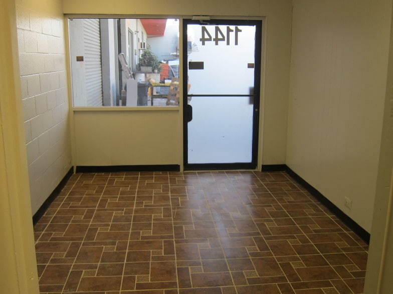 More Photos Of 1140-1150 Price Ave, Pomona Warehouse For Lease