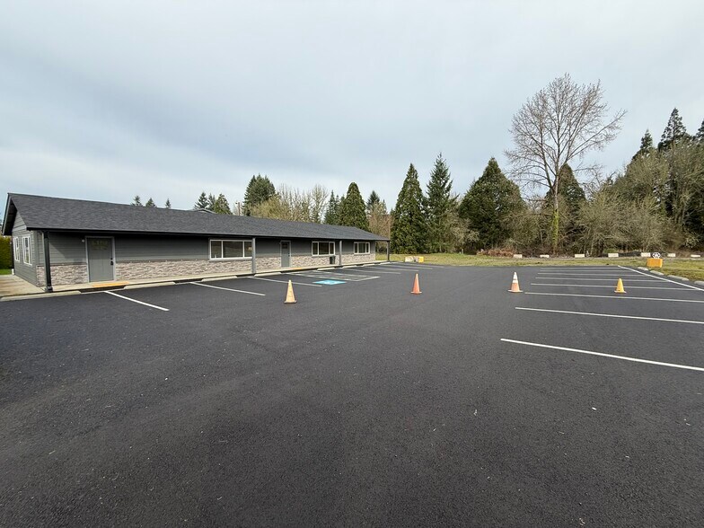 More Photos Of 7702 NE 219th St, Battle Ground Office For Lease