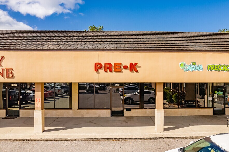 More Photos Of 31918 US Highway 19 N, Palm Harbor Unknown For Lease