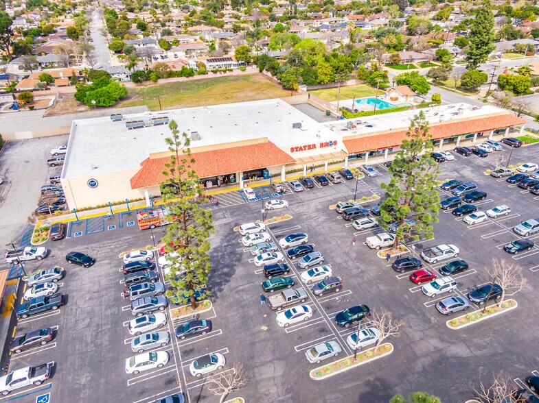 More Photos Of 926-950 W Foothill Blvd, Claremont Unknown For Lease