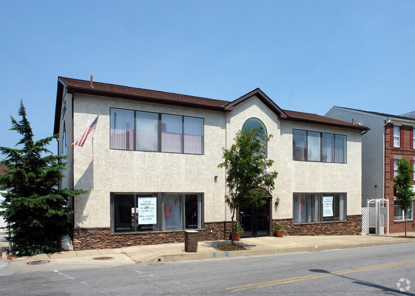 Primary Photo Of 114 Dekalb St, Bridgeport Freestanding For Lease