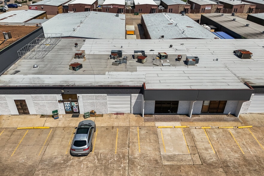 More Photos Of 9931 Harwin Dr, Houston Warehouse For Lease