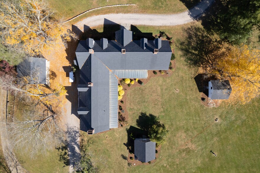 More Photos Of 4301 Longdale Furnace Rd, Clifton Forge Lodge Meeting Hall For Sale