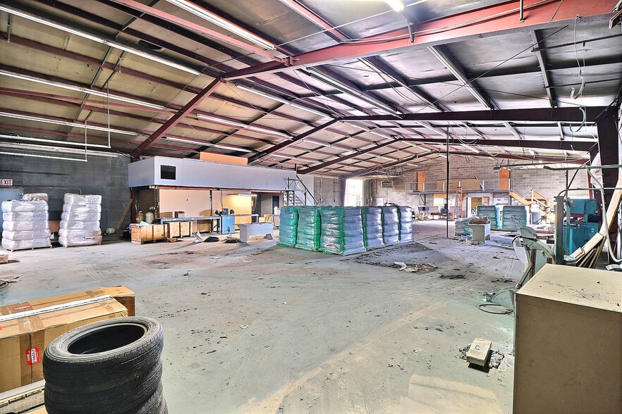More Photos Of 1100 Denver Ave, Fort Lupton Manufacturing For Sale