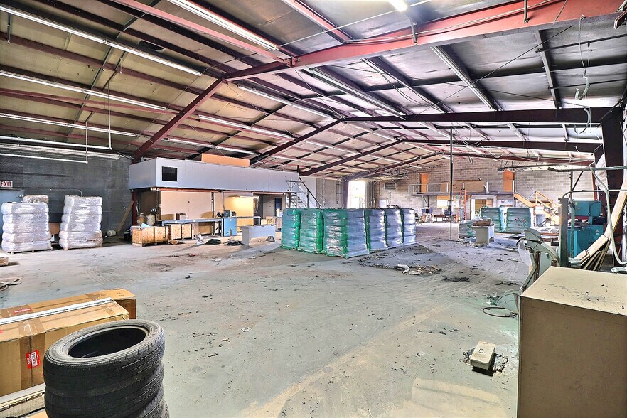 More Photos Of 1100 Denver Ave, Fort Lupton Manufacturing For Sale