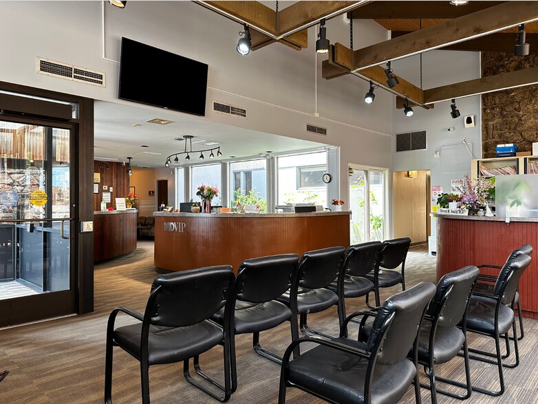 More Photos Of 1805 Kipling St, Lakewood Medical For Sale