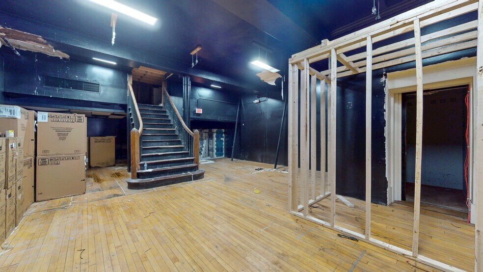 More Photos Of 158 Grand St, Waterbury Office For Sale