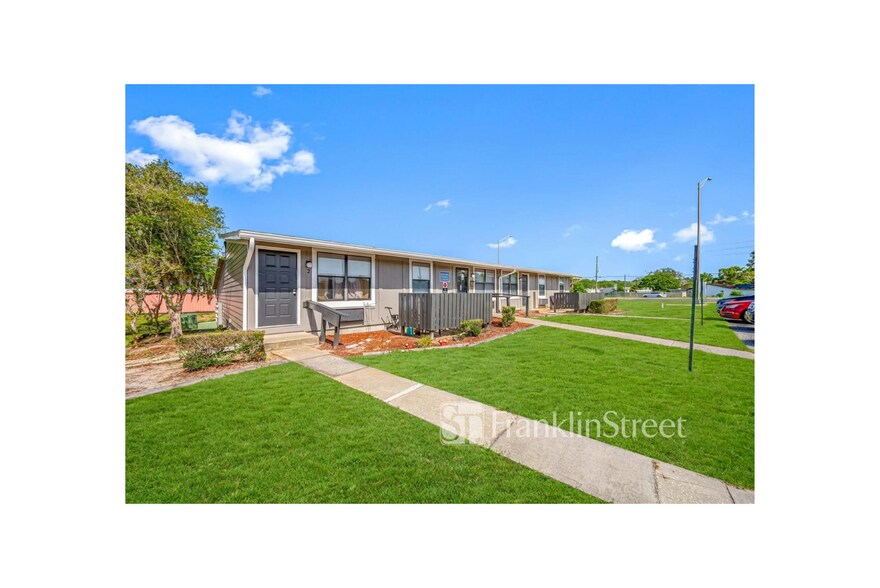 More Photos Of 18933 Quercus Dr, Hudson Apartments For Sale