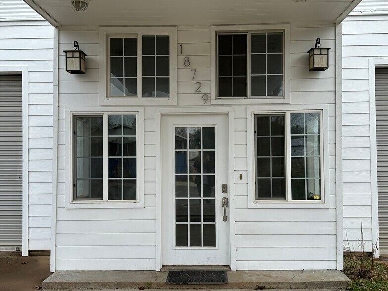 More Photos Of 18729 Carter St, Tuolumne Flex For Sale