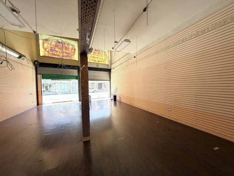 More Photos Of 951 Crocker St, Los Angeles Storefront Retail Office For Lease