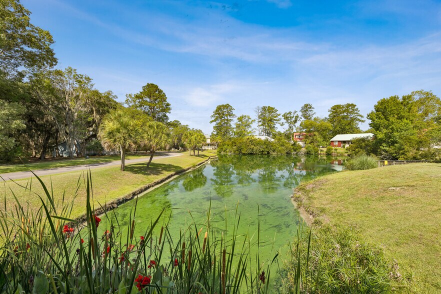 More Photos Of 205 Coosaw Way, Ridgeland Lodge Meeting Hall For Sale