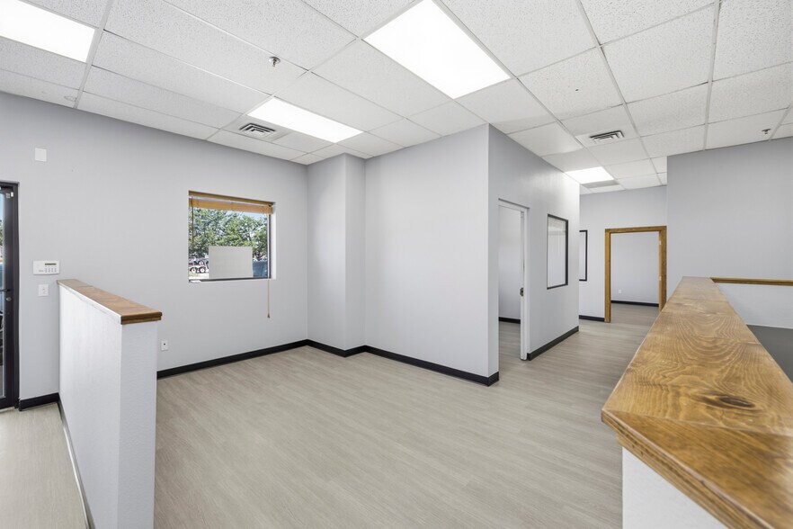 More Photos Of 449-477 Denver Ave, Loveland Light Distribution For Lease