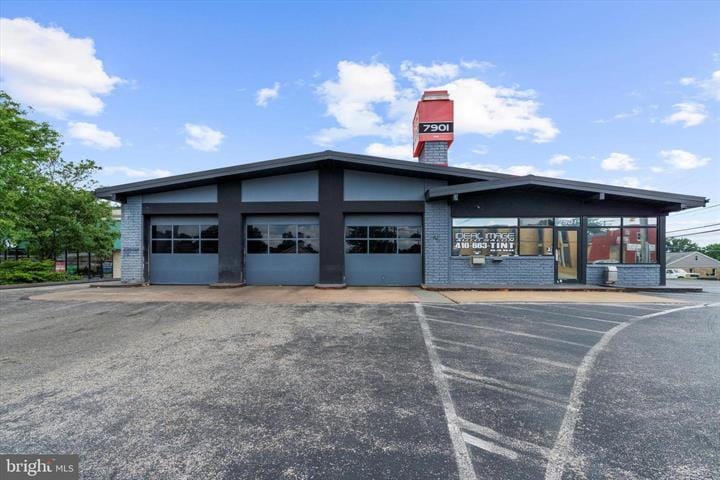 More Photos Of 7901 Belair Rd, Baltimore Auto Repair For Sale