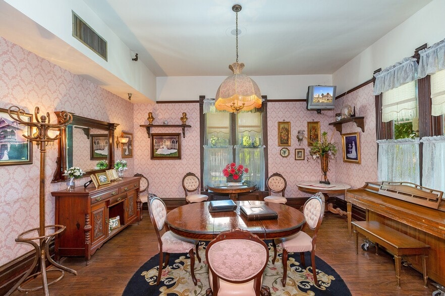 More Photos Of 2064 Orange Tree Ln, Redlands Lodge Meeting Hall For Sale