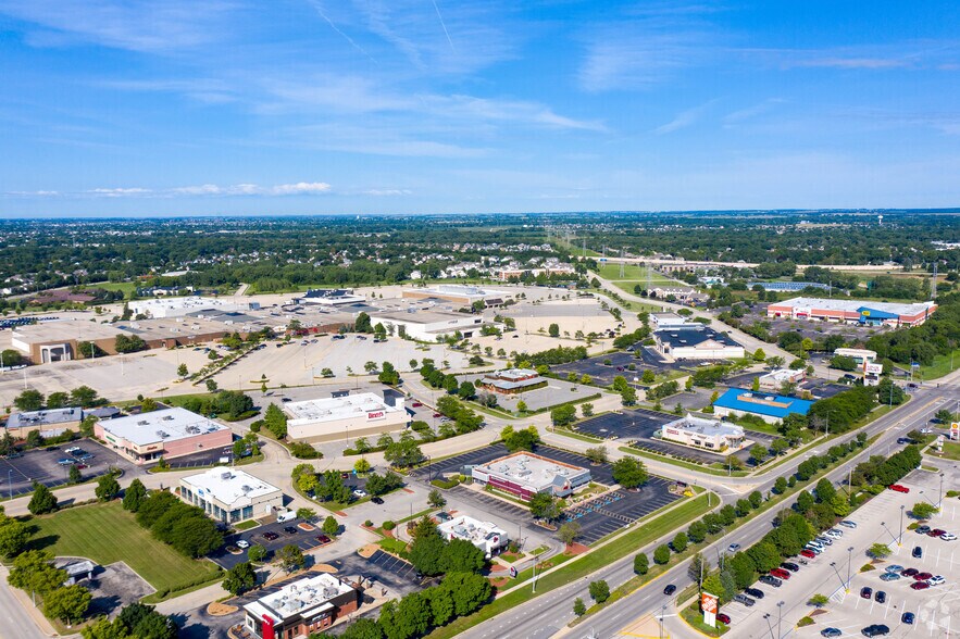 More Photos Of 3151 Tonti Dr, Joliet Restaurant For Sale