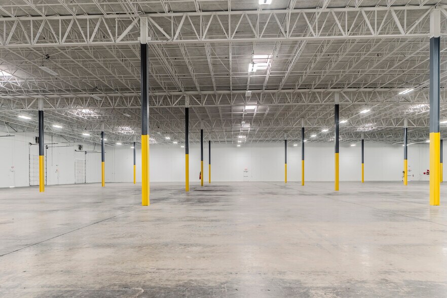More Photos Of 5400 NW 35th Ave, Fort Lauderdale Warehouse For Lease