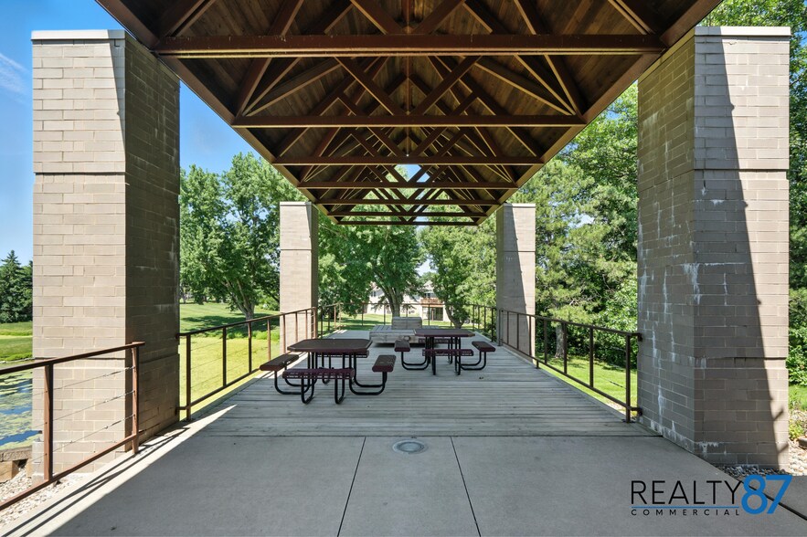 More Photos Of 4050 River Center Ct NE, Cedar Rapids Office For Lease