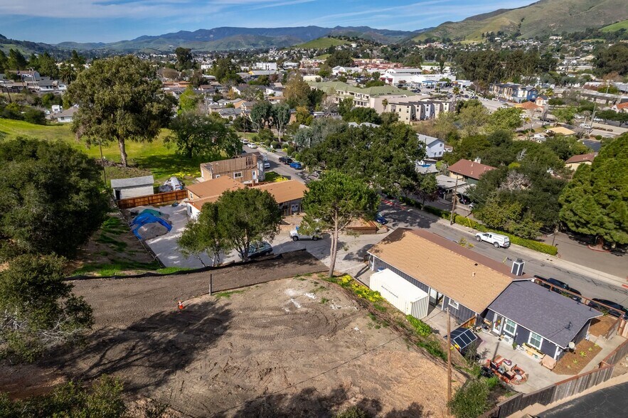 More Photos Of 3291 Rockview Pl, San Luis Obispo Apartments For Sale