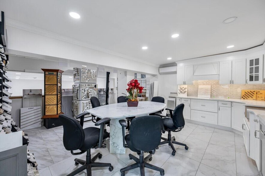 More Photos Of 1189 Montauk Hwy, Mastic Warehouse For Sale
