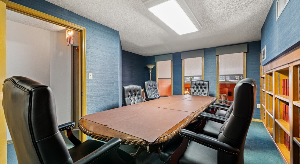 More Photos Of 17 E Pine St, Orlando Loft Creative Space For Sale