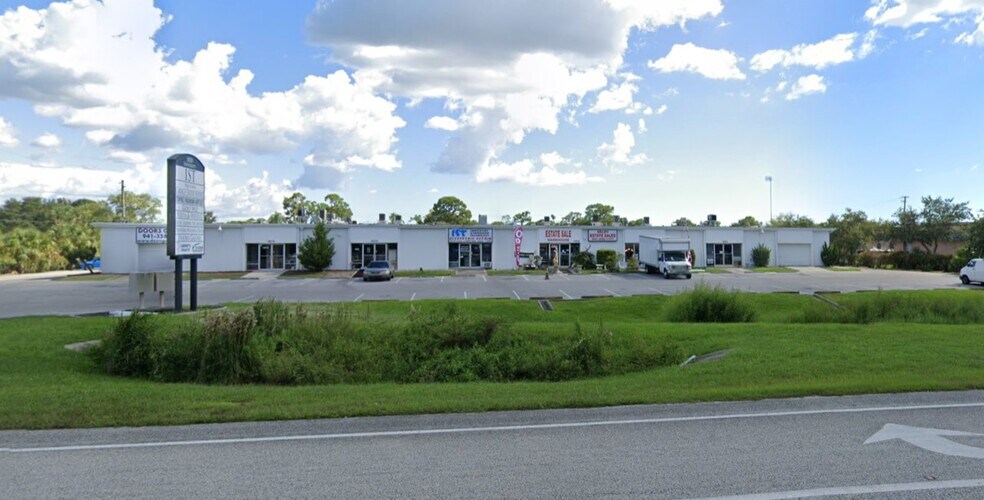 More Photos Of 1850-1890 University Pky, Sarasota Warehouse For Lease