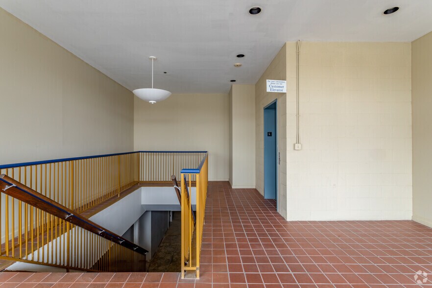 More Photos Of 1230-1248 Austin Hwy, San Antonio Unknown For Lease