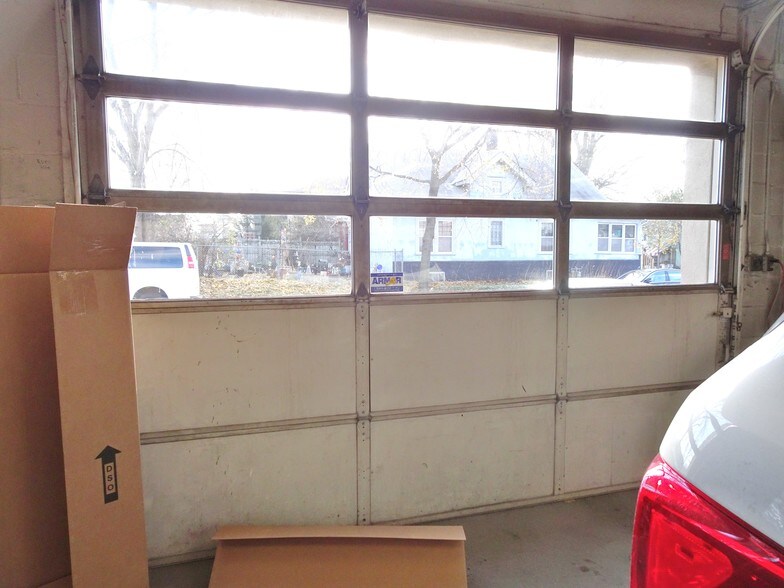 More Photos Of 4261 Chicago Ave, Minneapolis Auto Repair For Sale