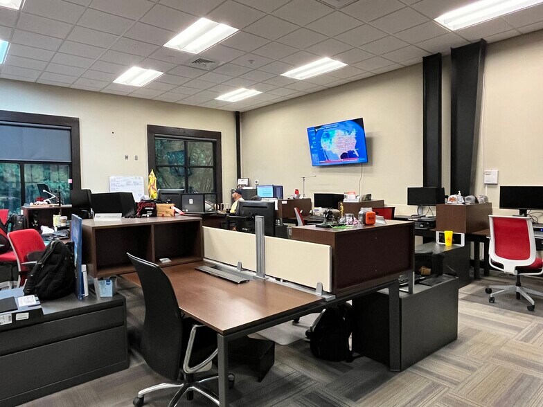 More Photos Of 2438 Highway 98 E, Columbia Office For Sale